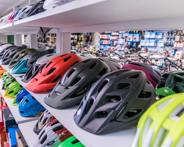 JuMa Zweir&auml;der Glattbach Aschaffenburg - Zubeh&ouml;r und Accessoires f&uuml;r sich und Ihr Rad.